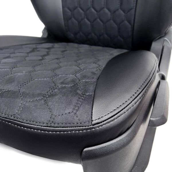 Чехлы Алькантара на Skoda Yeti 2009-2018 г.в. Чехлы Алькантара на Skoda Yeti 2009-2018 г.в.