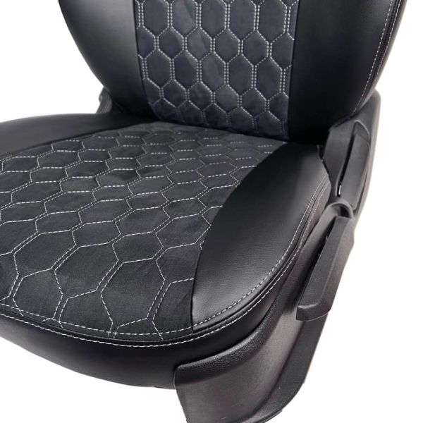 Чехлы Алькантара на Skoda Yeti 2009-2018 г.в. Чехлы Алькантара на Skoda Yeti 2009-2018 г.в.