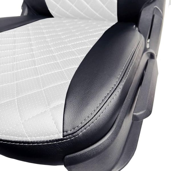 Чехлы Экокожа Ромб на Hyundai Getz 2002-2011 г.в. Чехлы Экокожа Ромб на Hyundai Getz 2002-2011 г.в.